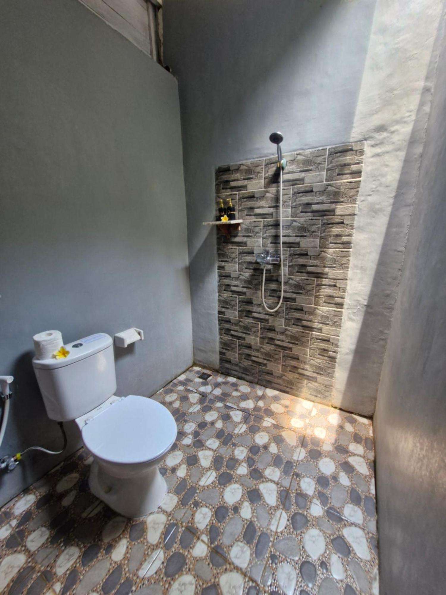 The Layar Homestay Batununggul 외부 사진